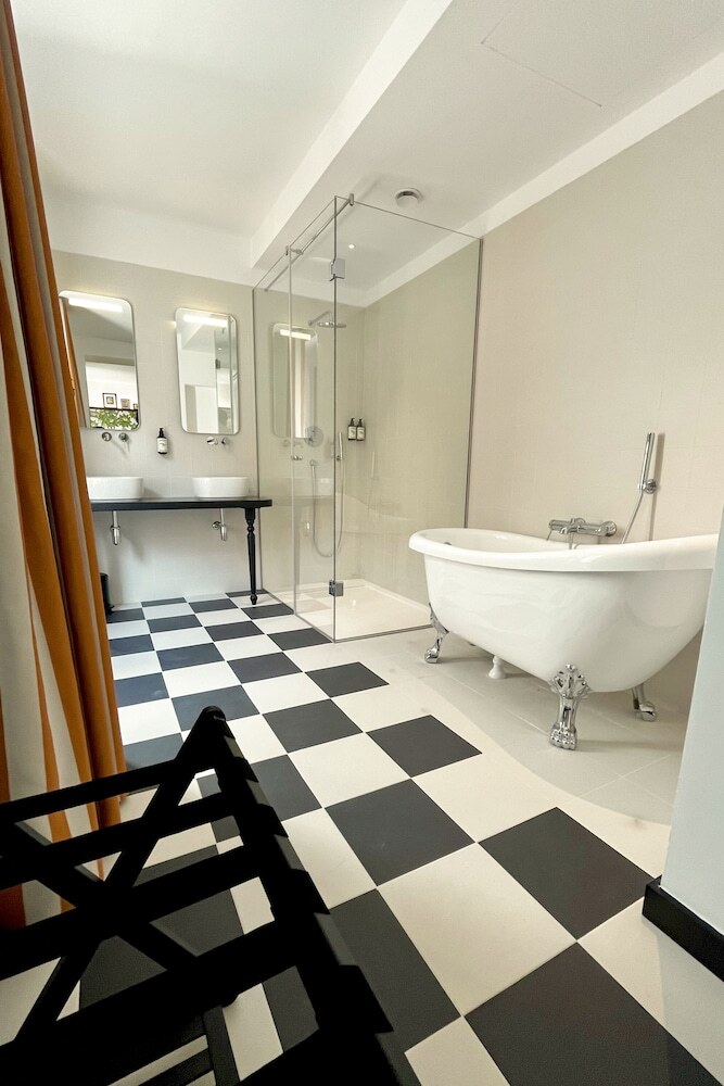 Hotel Divino By Fimedhotels
