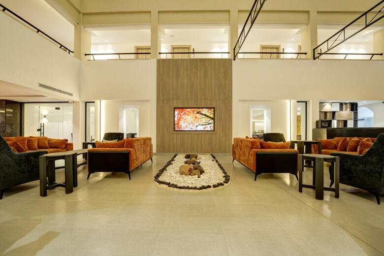 The Loft Hotel By Fhm