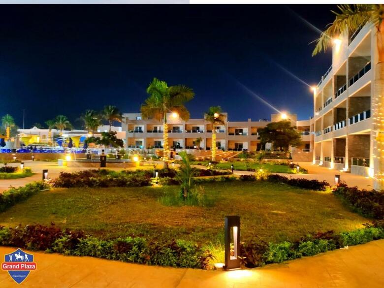 Grand Plaza Hotel & Resort
