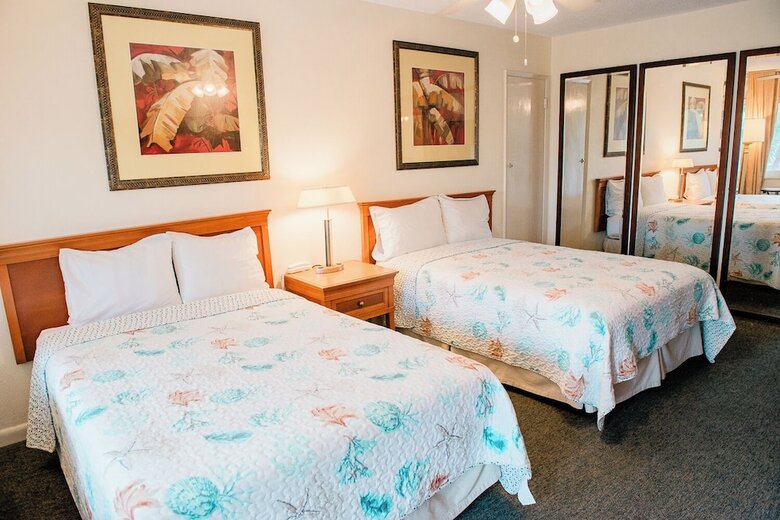 Hotel Shore Haven Resort Inn