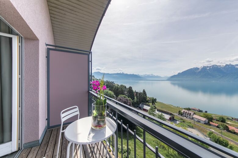 Hotel H�tel Pr�alpina