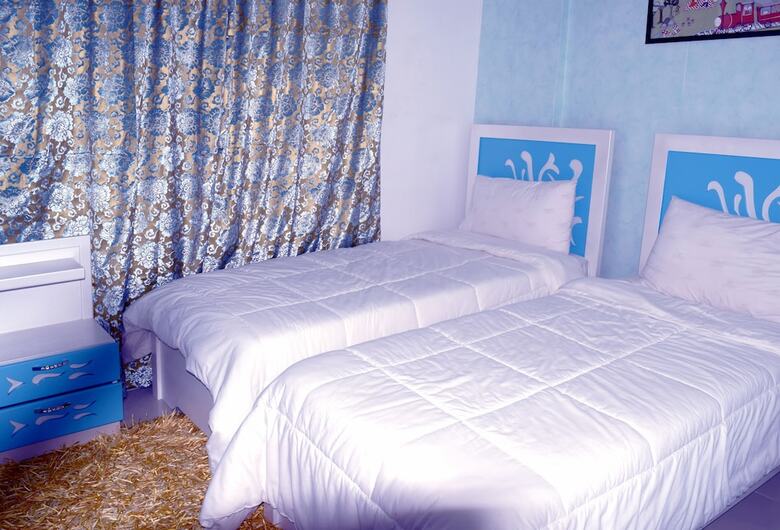 Aparthotel Leader Apartments 1