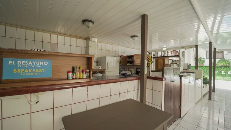 Hotel Flor Blanca