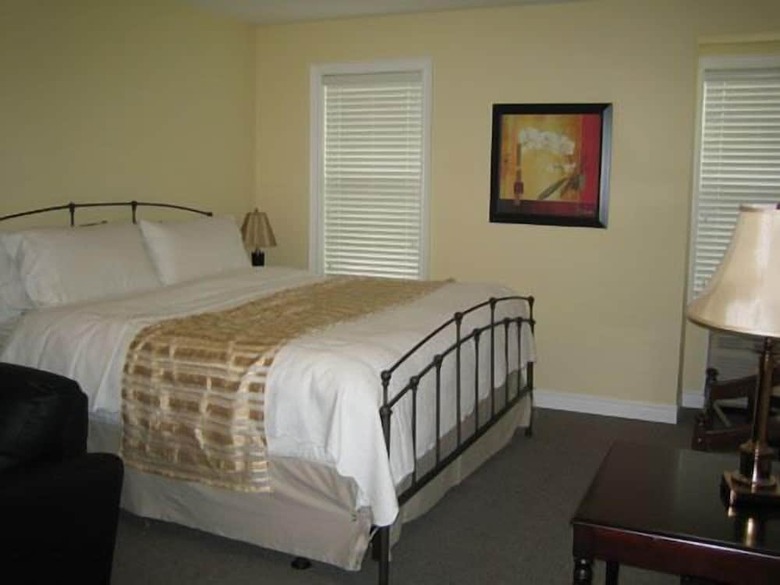 Bed & Breakfast Orchid Inn And Ginger Restaurant