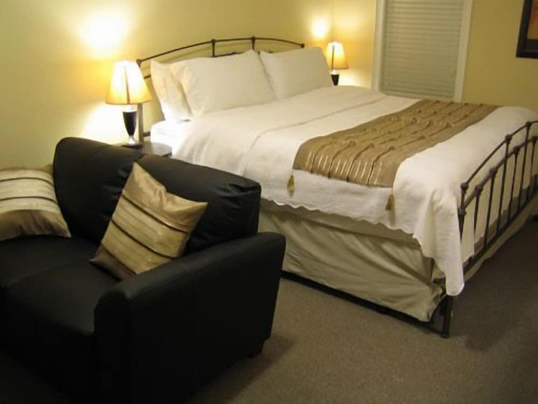 Bed & Breakfast Orchid Inn And Ginger Restaurant