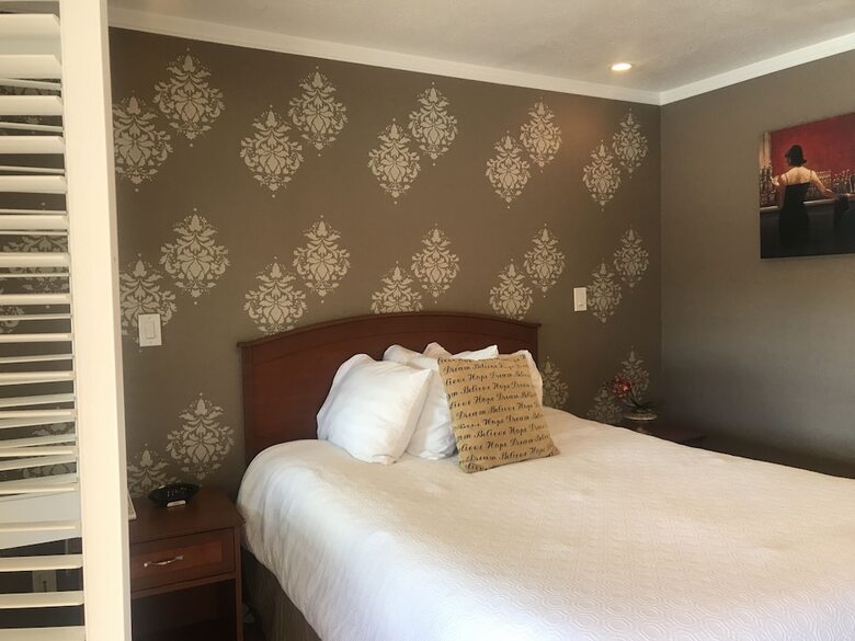 Hotel Chardonnay Lodge