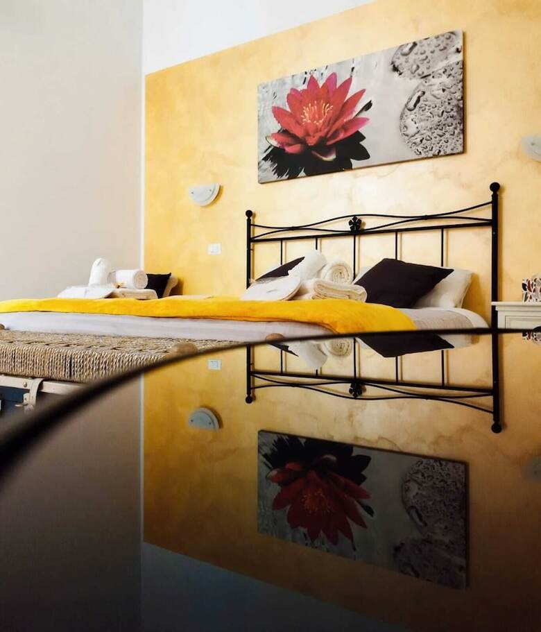 Ad Cavour Luxury Rooms