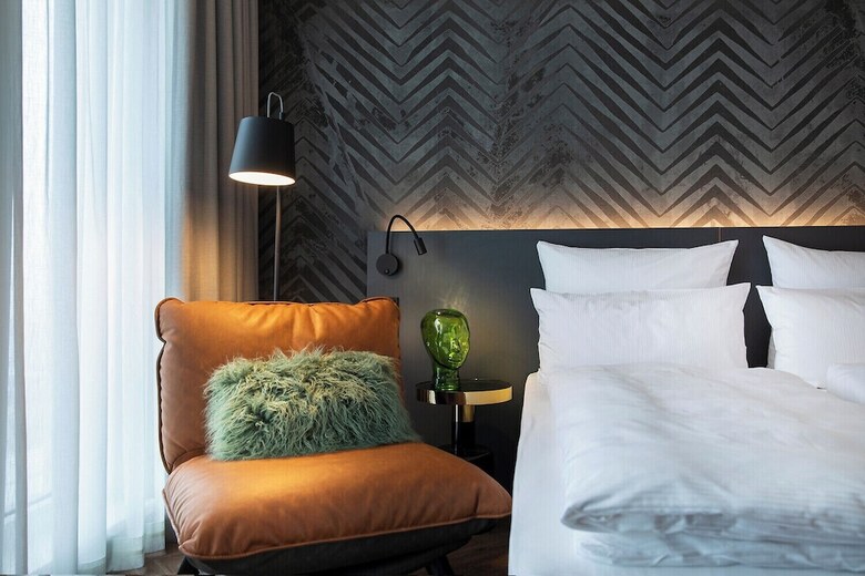 Loginn Hotel Berlin Airport