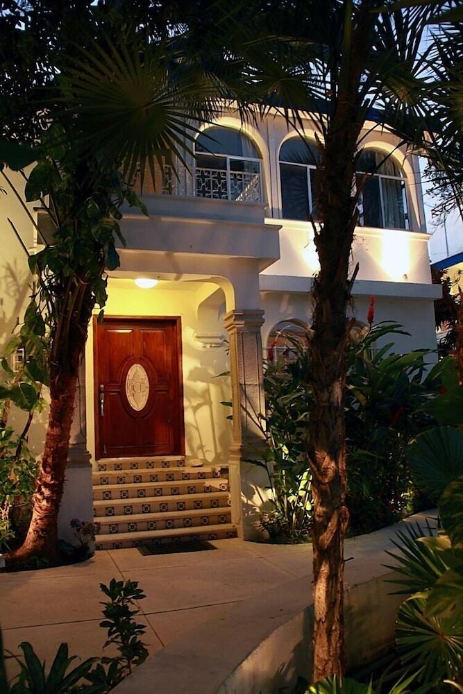 Hotel Tropical Casablanca Party Zone