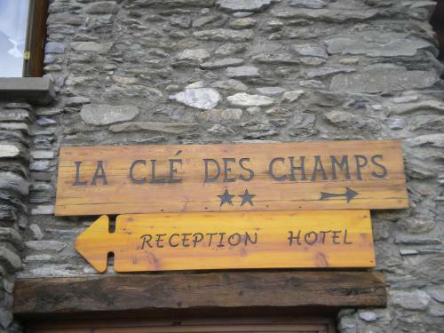 Hotel La Cl� Des Champs