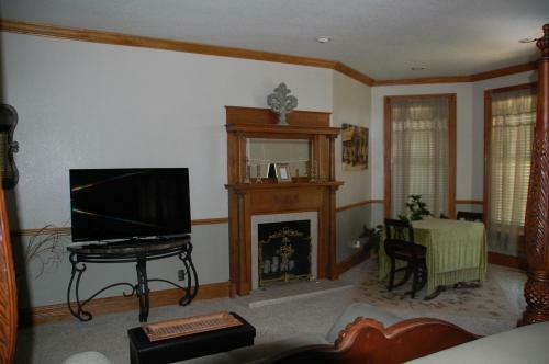 Shiloah Manor B&B And Event Center