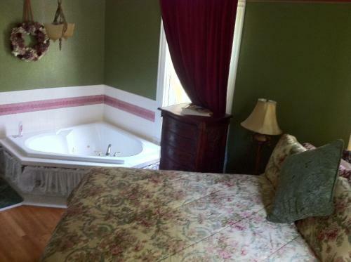Grand Avenue Bed And Breakfast