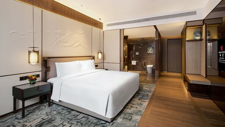 Hotel Hualuxe Qingdao Licang By Ihg