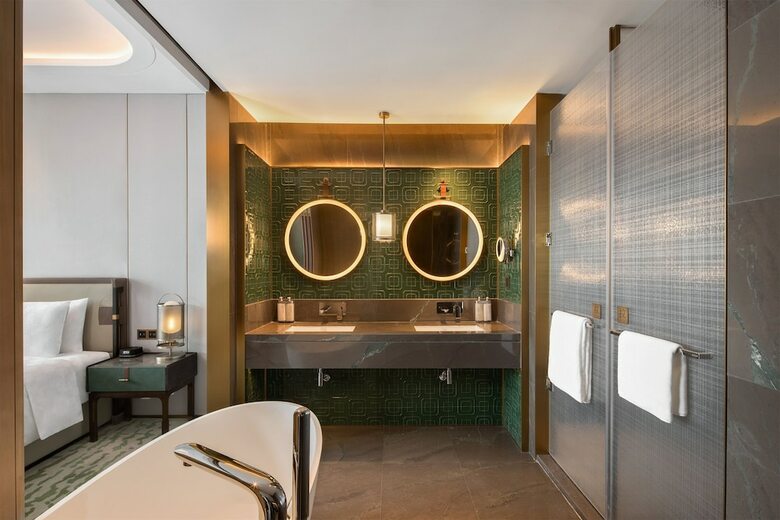 Hotel Hualuxe Qingdao Licang By Ihg