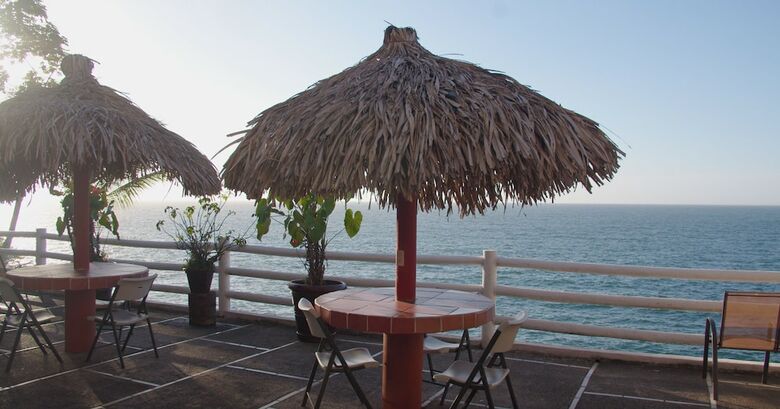 Aparthotel Traditional Sierra Leon Oceanfront Rooms