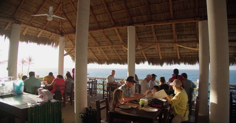 Aparthotel Traditional Sierra Leon Oceanfront Rooms
