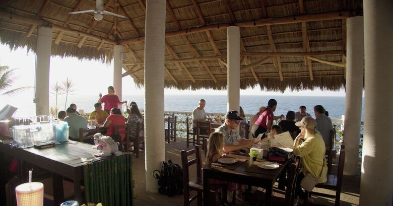 Aparthotel Traditional Sierra Leon Oceanfront Rooms