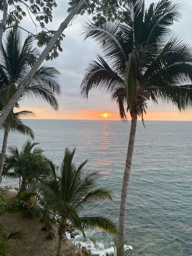 Aparthotel Traditional Sierra Leon Oceanfront Rooms
