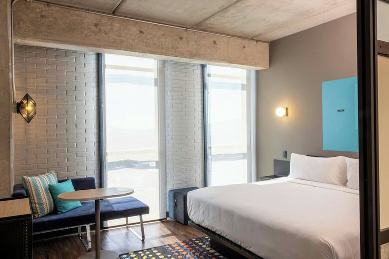 Hotel Aloft Guadalajara Sur