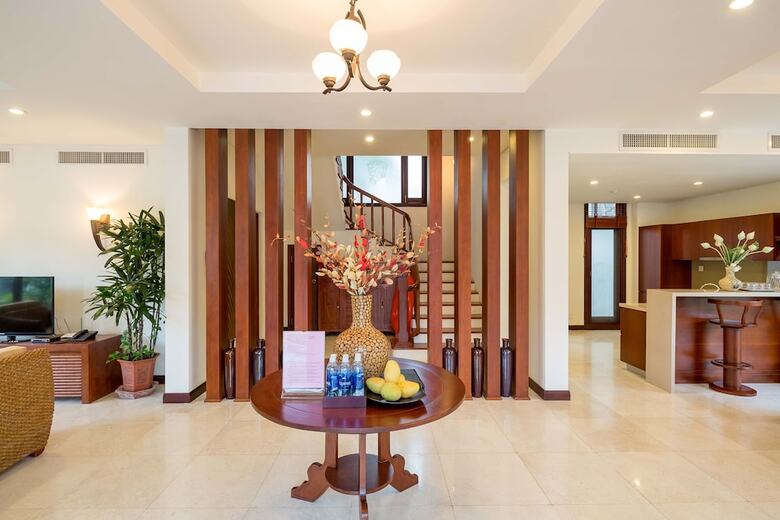 Hotel Luxury Danang Beach Pool Villa