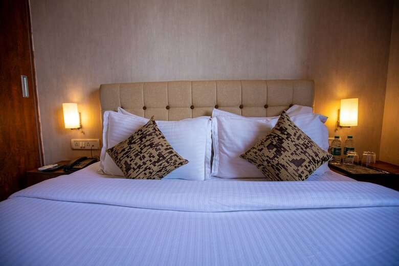 Hotel Vera By Bisque Brookefield