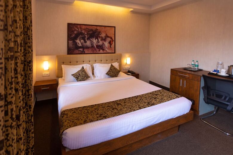 Hotel Vera By Bisque Brookefield