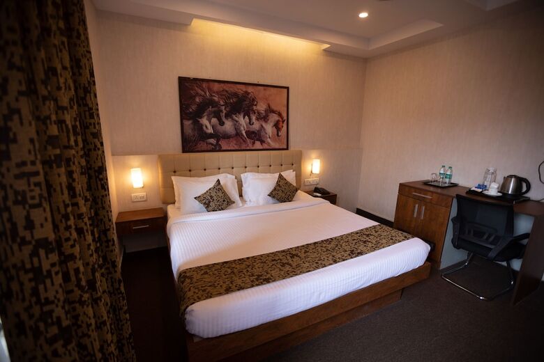 Hotel Vera By Bisque Brookefield