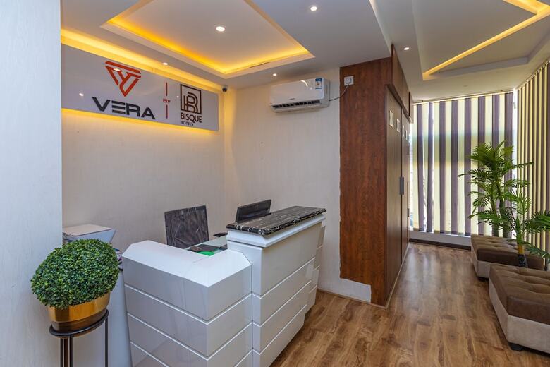 Hotel Vera By Bisque Brookefield