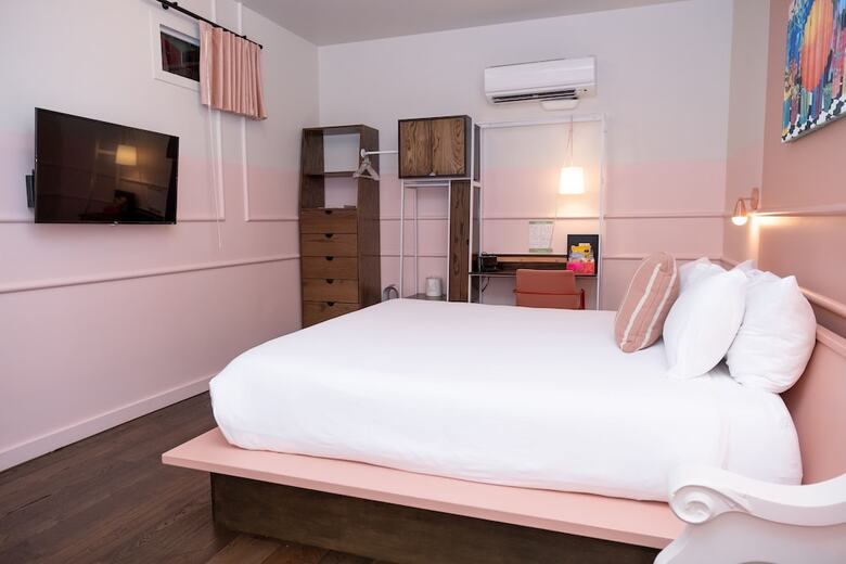 Hotel The Russell Nashville
