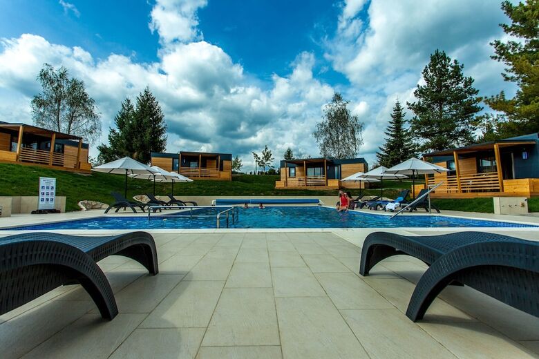 Hotel Looking For Green, Relaxing Vacation