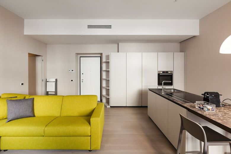 Easyhomes - Duomo Suites & Apartments