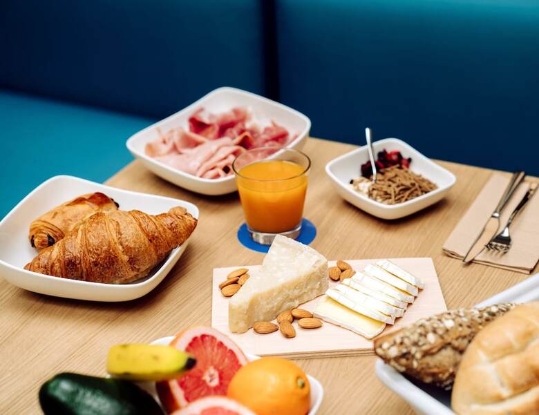 Hotel Air Rooms Rome Airport By Hellosky