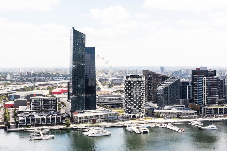 Melbourne Private Apartments - Collins Wharf Waterfront, Docklands