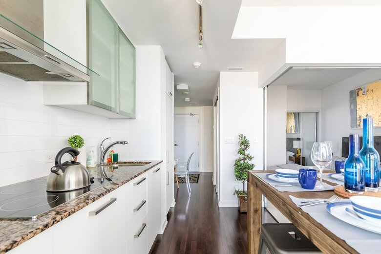 Aparthotel Stallion Suites Opp Cn Tower & Scotiabank Arena