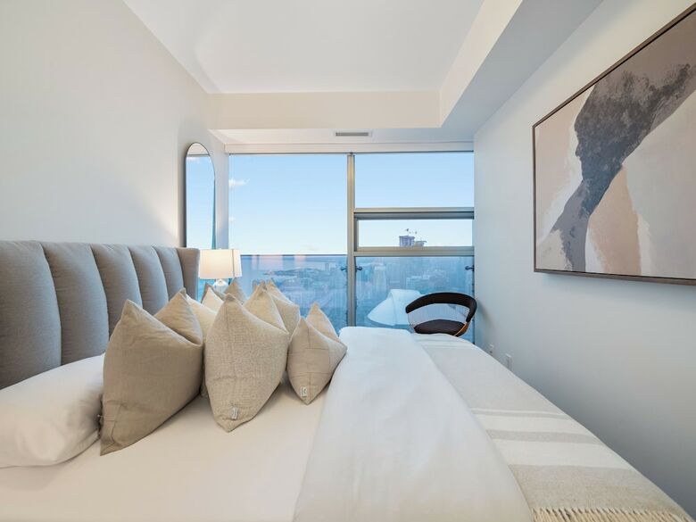 Aparthotel Stallion Suites Opp Cn Tower & Scotiabank Arena
