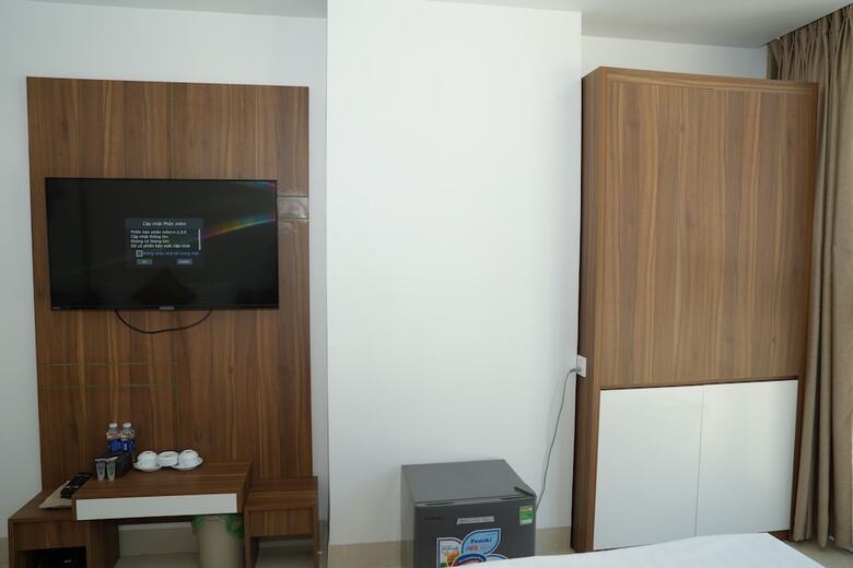 Ruby Hotel Cat Ba