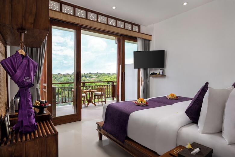 Hotel Swan Paradise A Pramana Experience
