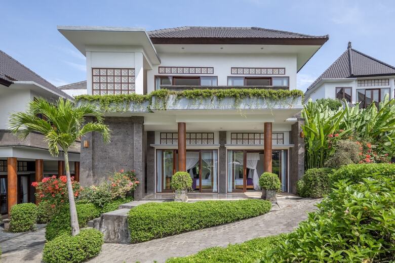Hotel Swan Paradise A Pramana Experience