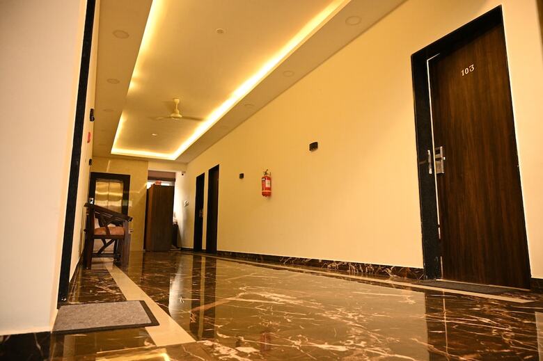 Hotel La Mer Beach Resorts