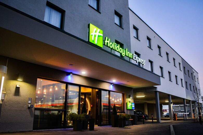 Hotel Holiday Inn Express Munich Olching By Ihg