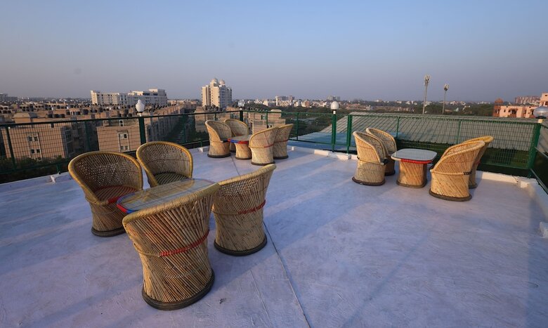 Hotel Tulsi Garden - Near Prem Mandir Vrindavan
