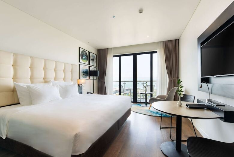 Hotel Soleil Ha Long, Trademark Collection By Wyndham