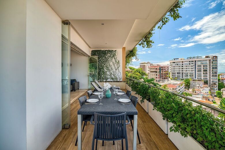 Aparthotel Maxwell Collection Romantic Zone