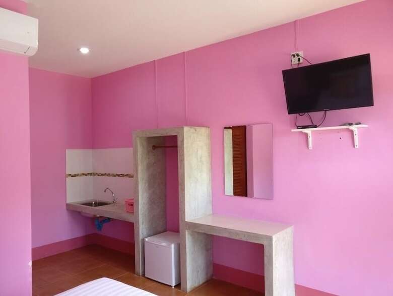 Hotel Fahsai Lanta House