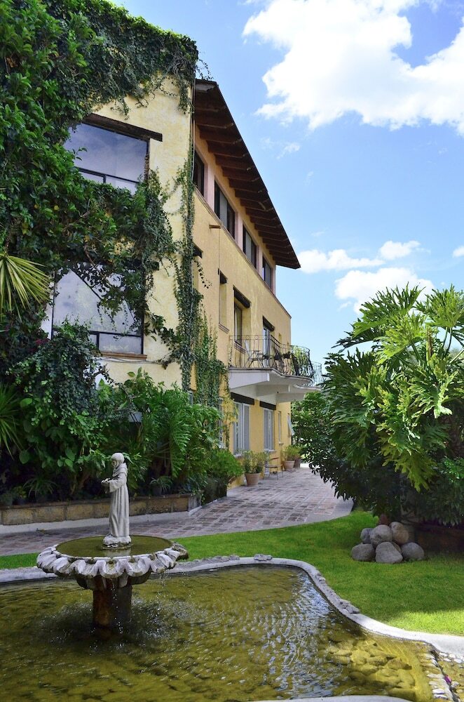 Hotel Rancho Los Labradores
