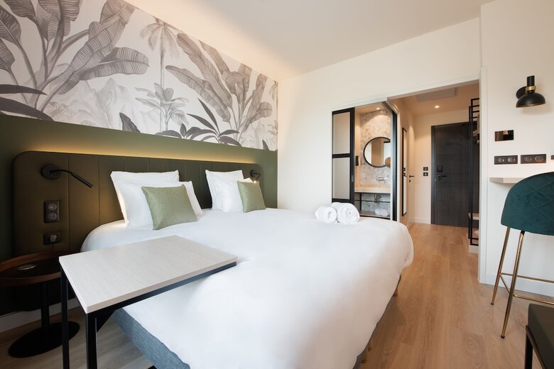 Hotel Campanile Smart Lyon Est - Eurexpo Bron Aviation