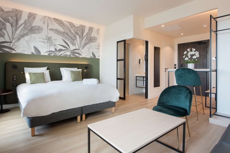 Hotel Campanile Smart Lyon Est - Eurexpo Bron Aviation