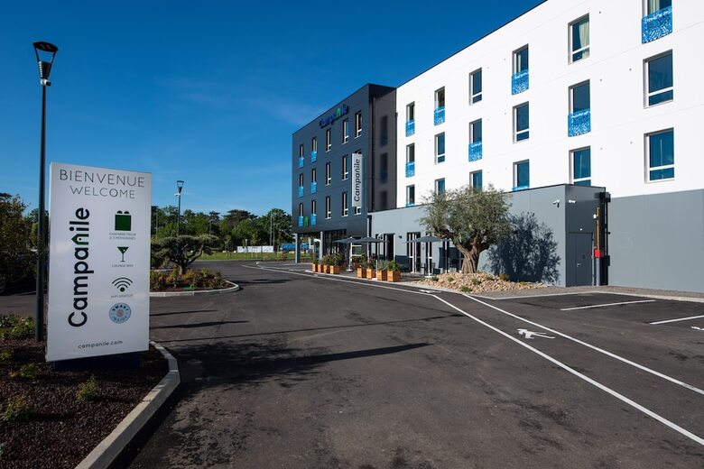 Hotel Campanile Smart Lyon Est - Eurexpo Bron Aviation