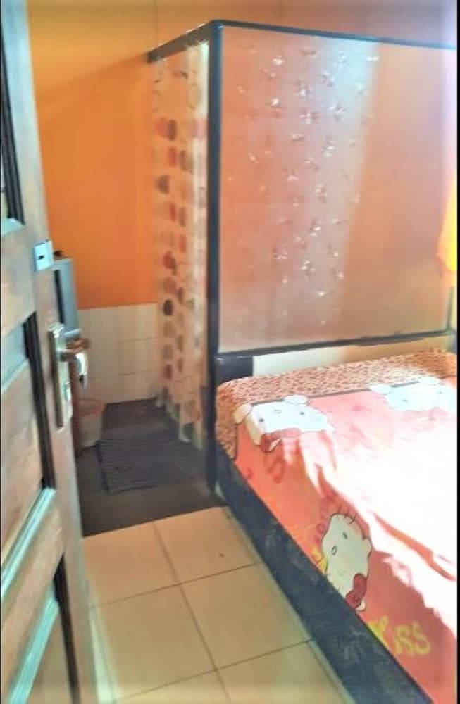 Hotel Caisar Homestay