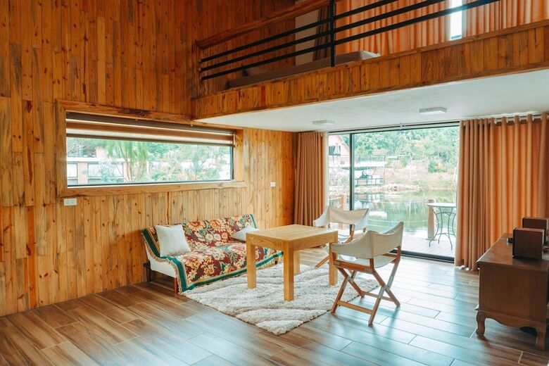 Hotel U Lesa Retreat Nha Ben Rung